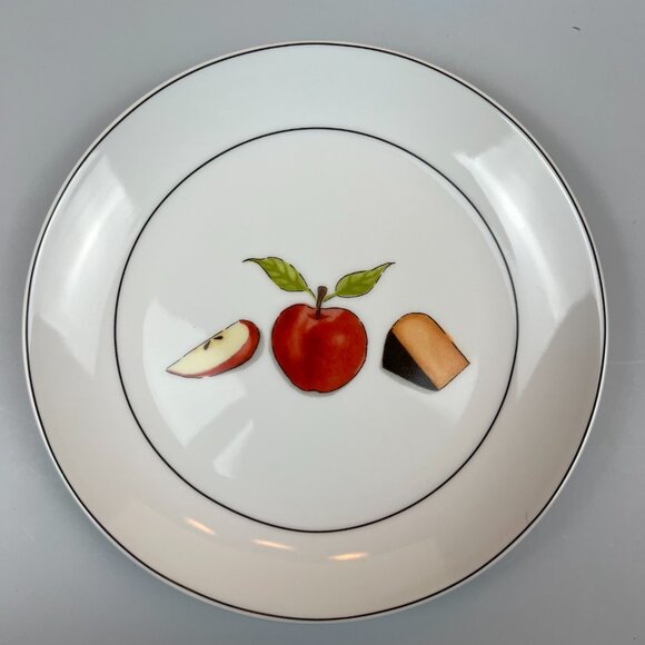 Crate & Barrel Dessert Appetizer Cheese Plates 6 1/2" Set of 6 - Picture 10 of 11